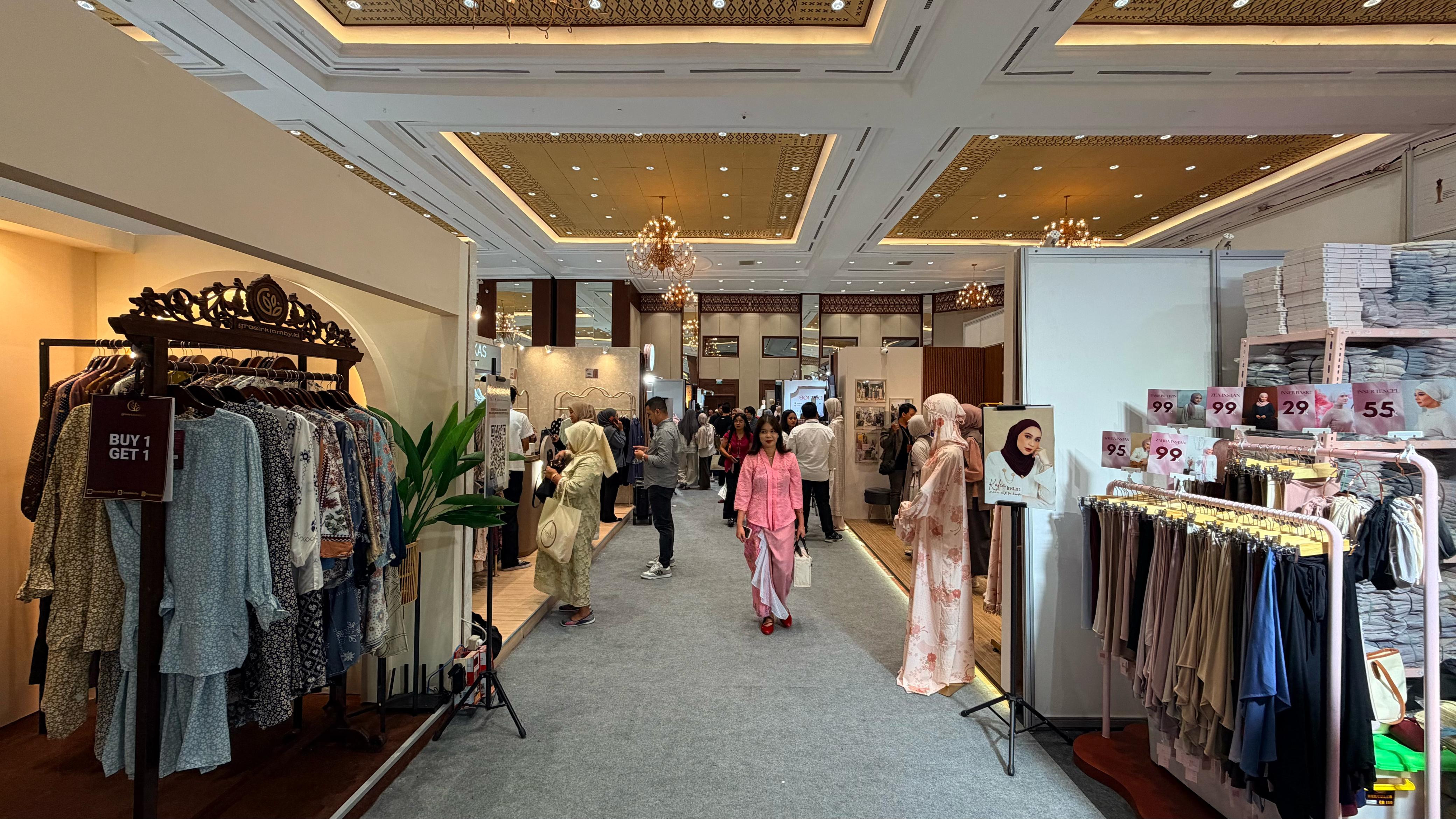 Discovery Commerce Mengangkat Penjualan Fashion Lokal