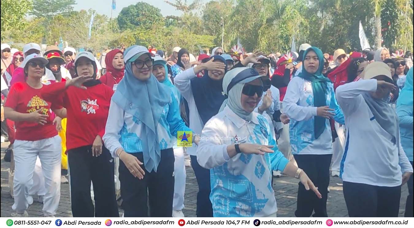 Flashmob dan Senam Komunitas untuk Kesehatan Jiwa