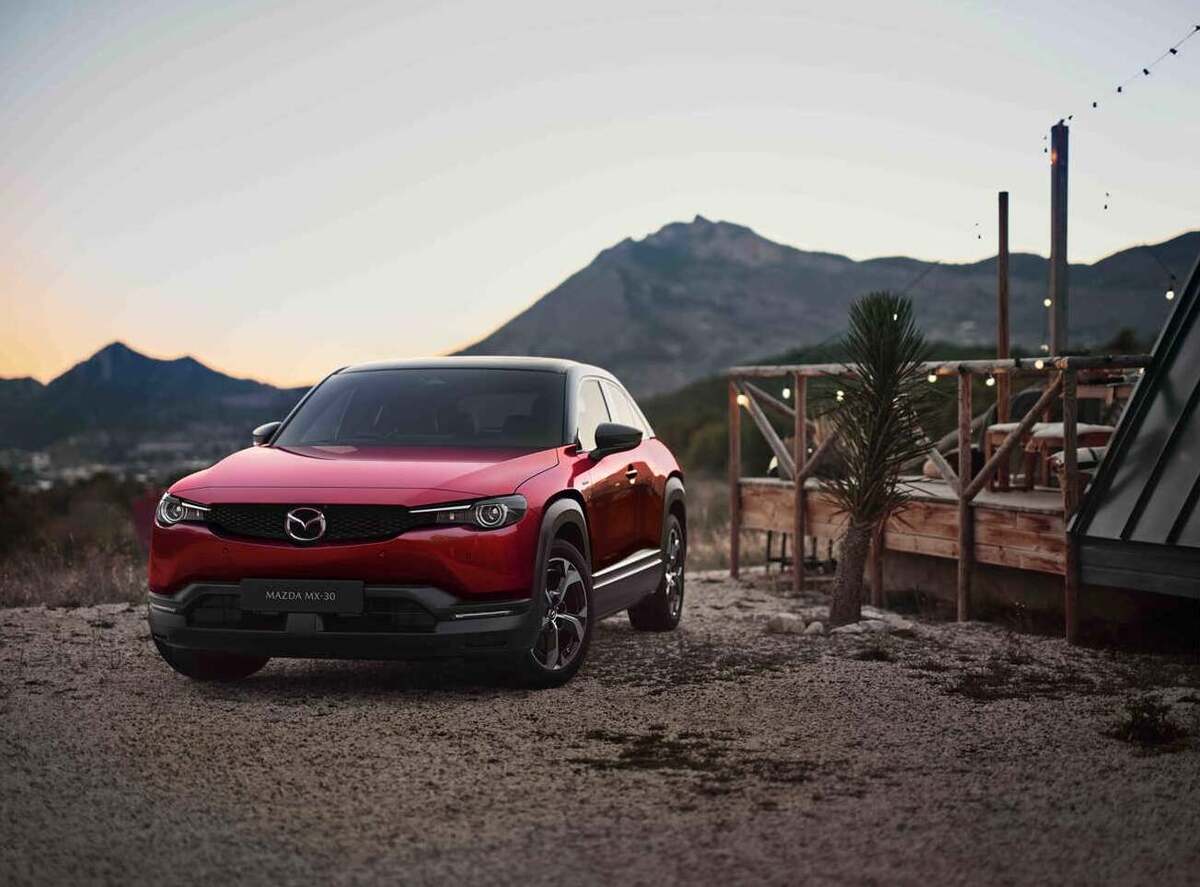 Tiga Model Premium Mazda di GIIAS: Futuristik dan Ramah Lingkungan