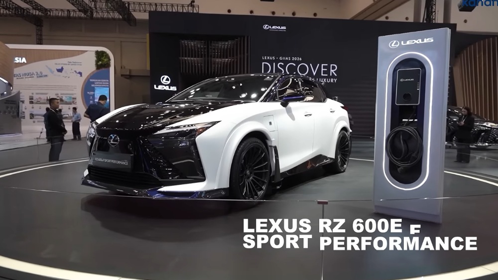 Lexus ES 350e dan RZ 600e F Sport: Wajah Baru Mobil Listrik Premium