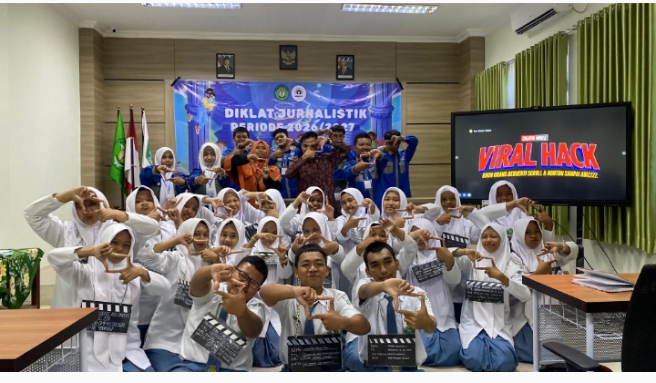 Sekolah Ajarkan Jurnalisme untuk Tangkal Hoaks di Era Media Sosial