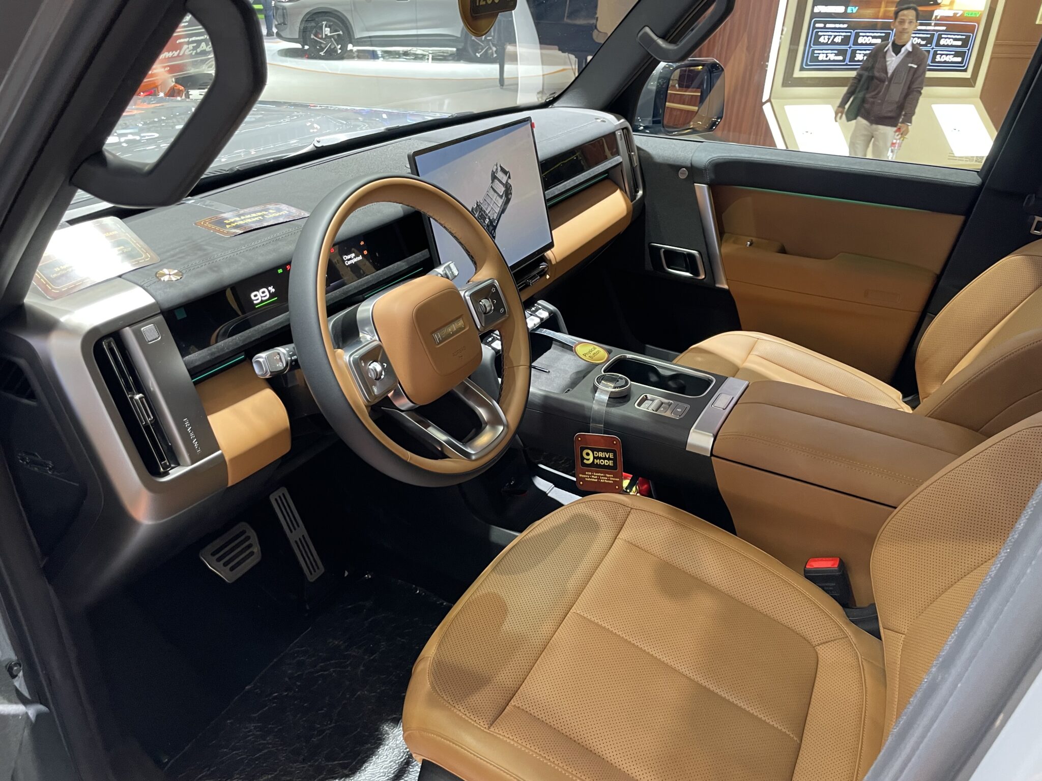 iCAR V27: SUV Listrik Jangkauan Jauh dengan Kabin Premium