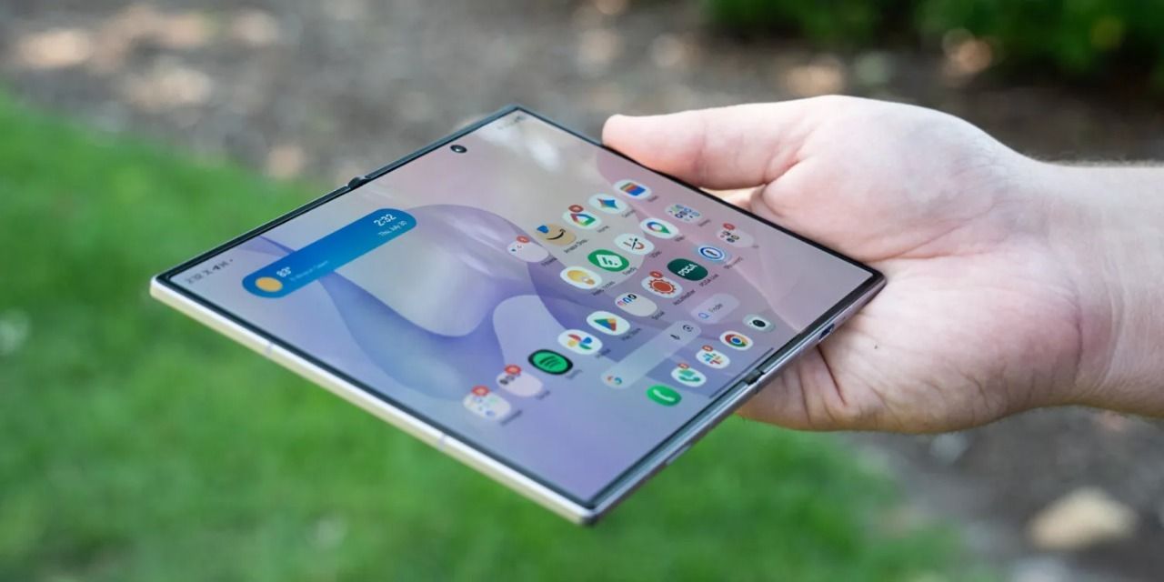 Galaxy Z Fold 8 Pecahkan Rekor: Saat Ponsel Lipat Menjadi Arus Utama