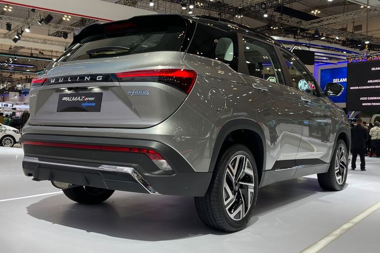 Panduan Lengkap Membeli Mobil Hybrid Terjangkau di GIIAS