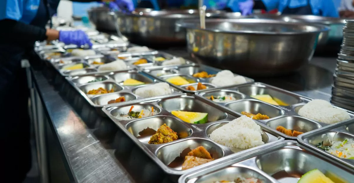 Aturan Konsumsi 4 Jam: Harga Keamanan Pangan di Program Makan Bergizi Gratis