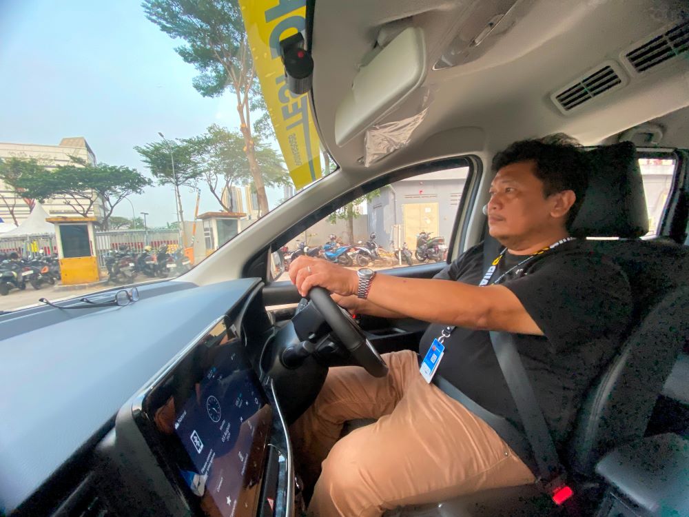 Suzuki XL7 New Alpha Hybrid: Nyaman, Efisien, dan Fungsional untuk Keluarga Urban