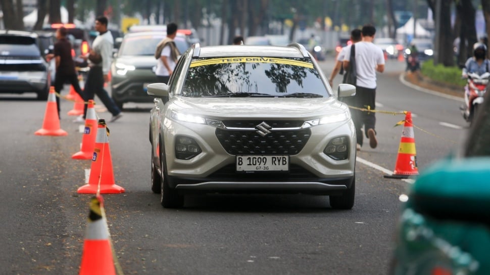 Suzuki Fronx SGX Hybrid Kuro Test Drive: Layak Jadi Varian Tertinggi?