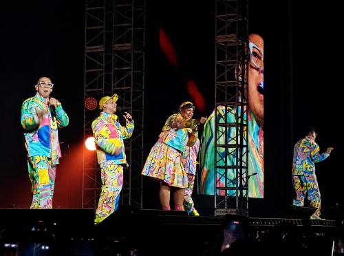 Konser Boy Band Nostalgia: Bukti Fandom Tak Kenal Usia