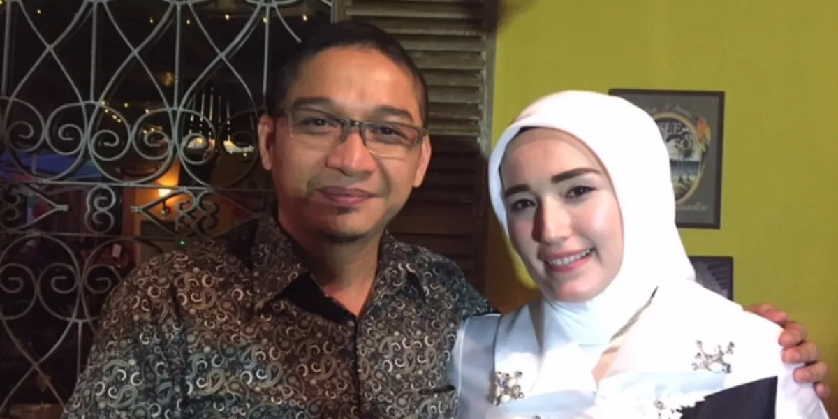 Celana Melorot: Dari Ikon Remaja ke Nostalgia Fashion