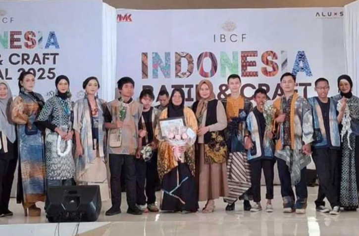Program Pembinaan Korporat yang Mengubah Pengrajin Shibori Jadi Entrepreneur