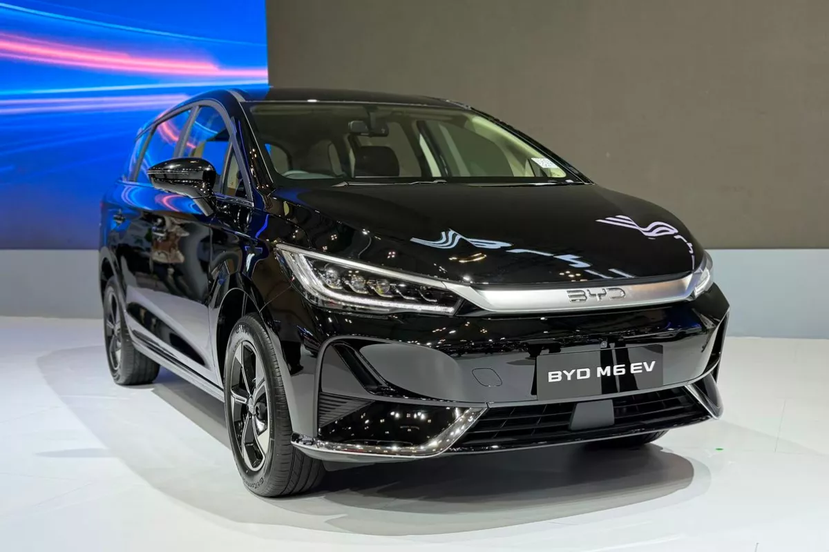 Perbandingan MPV Listrik 7-Penumpang: VinFast VF MPV 7 vs BYD M6