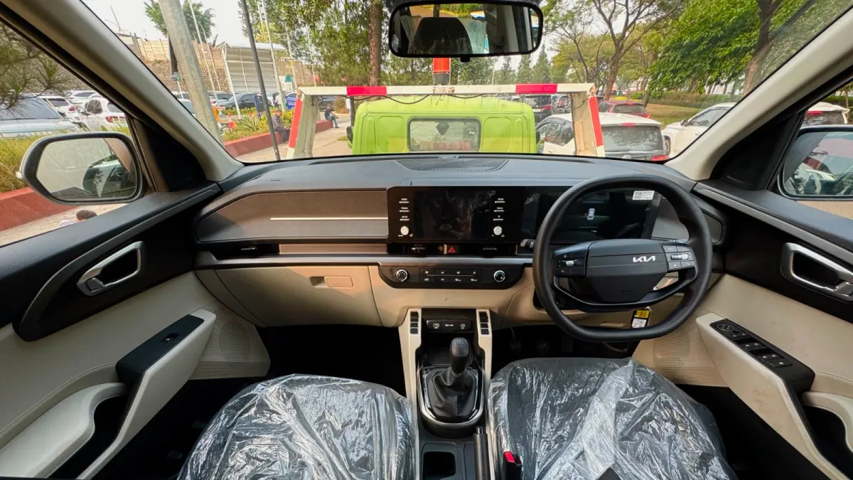 Kia Carens Manual Rp269 Juta: MPV Keluarga dengan Kendali Lebih Personal