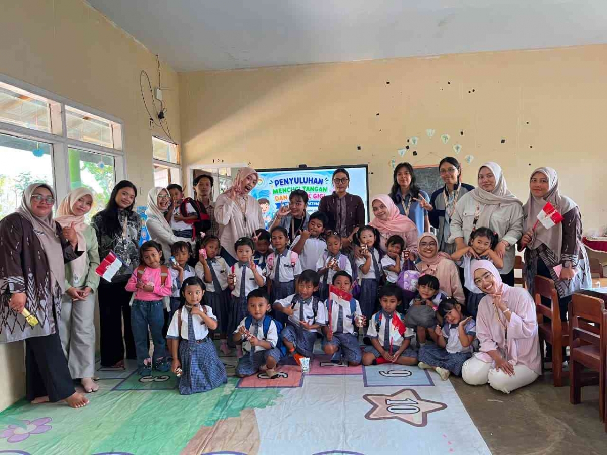 Mahasiswa Bawa Revolusi PHBS dan Lingkungan ke Sekolah Dasar