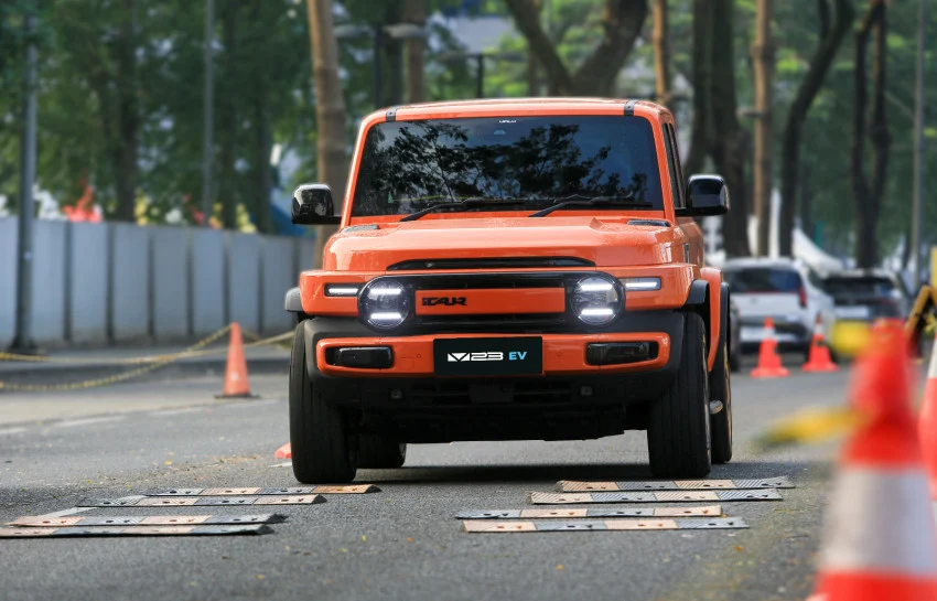 iCAR V23: SUV Listrik Boxy yang Mengejutkan di Jalan Raya
