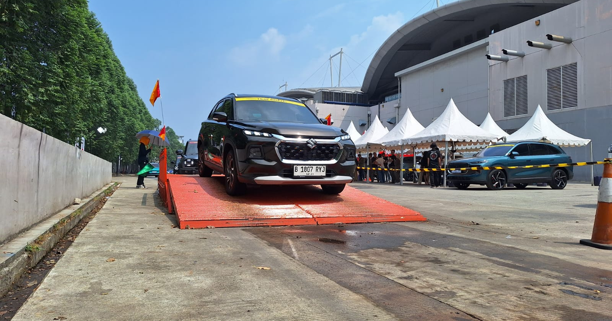 Review Suzuki Grand Vitara GX: Lincah, Nyaman, Tapi Bukan yang Paling Bertenaga