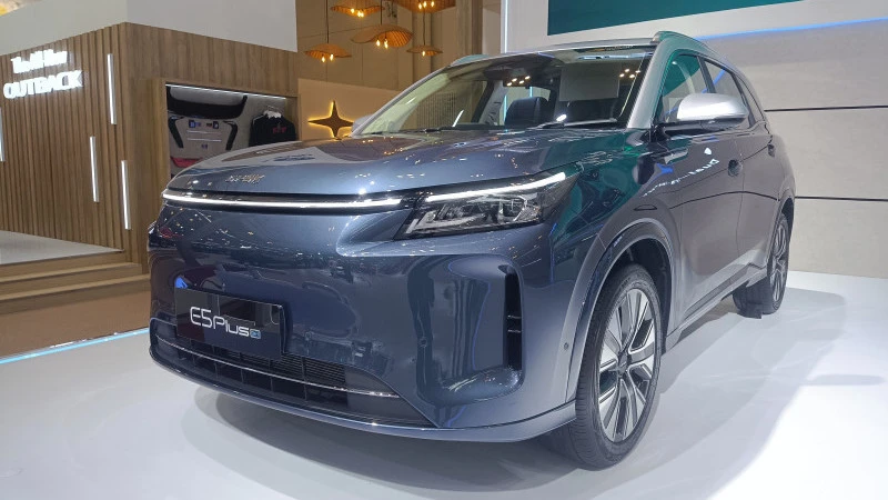 8 Mobil Hybrid Terbaru di GIIAS: Panduan Beli Lengkap