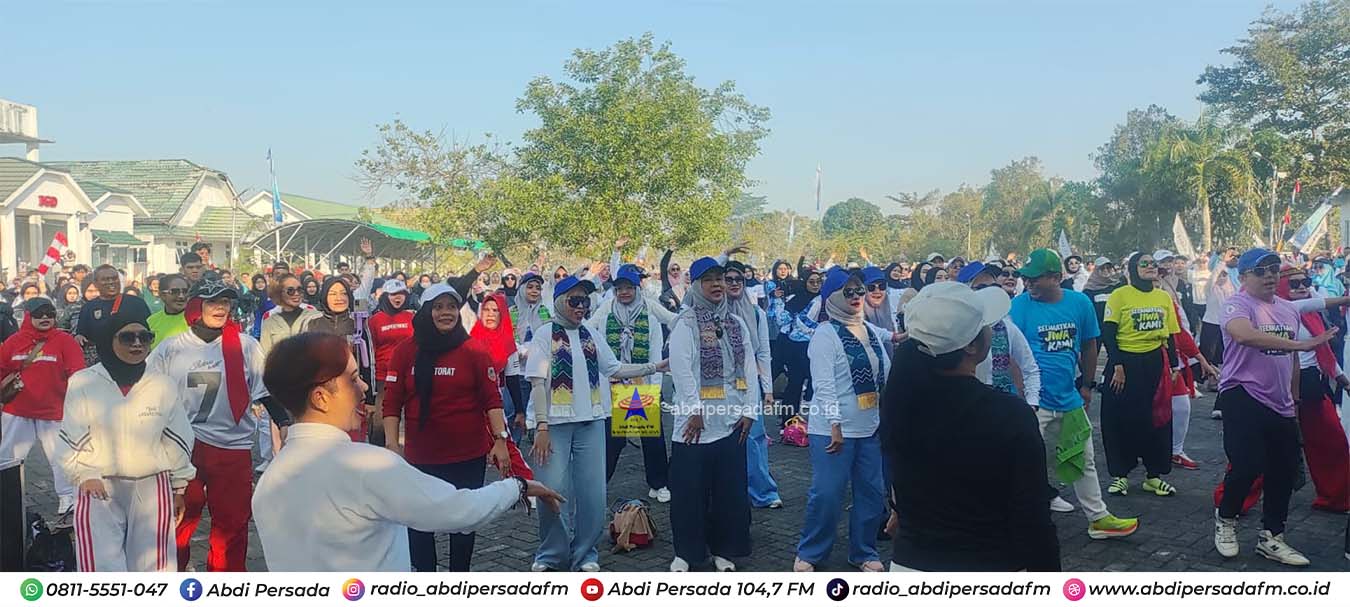 Flashmob dan Senam Komunitas untuk Kesehatan Jiwa