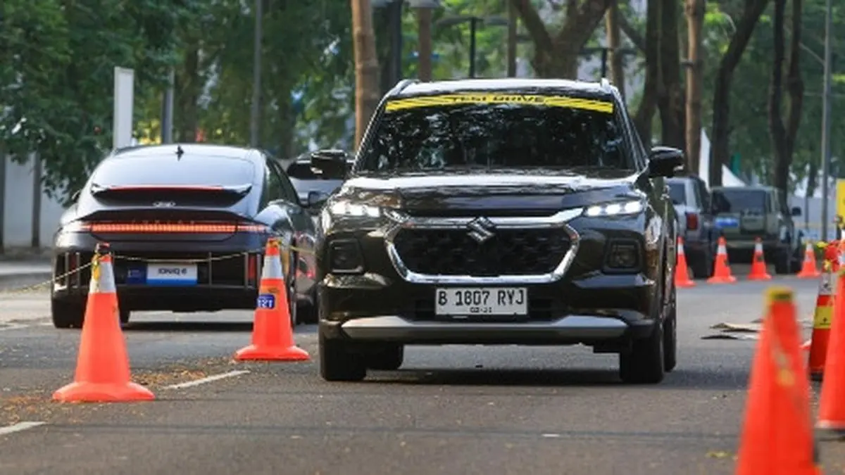 Suzuki Grand Vitara: Lincah, Nyaman, Tapi Bukan Buat Ngebut