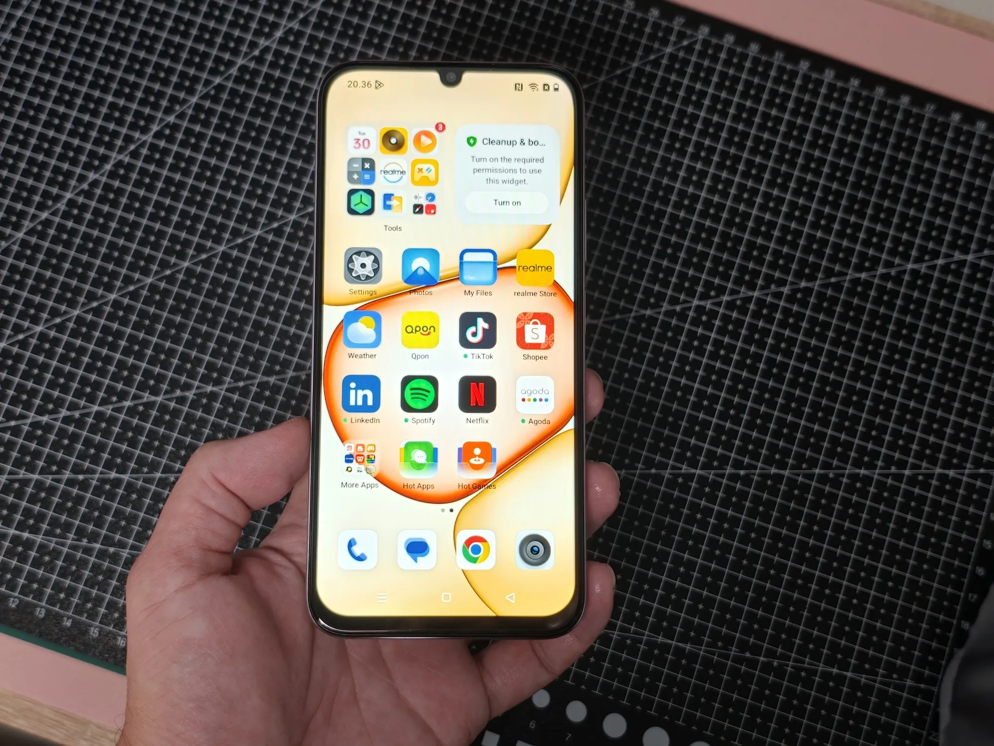 realme P4x vs P4 Lite: Mana Paling Worth It untuk Baterai?