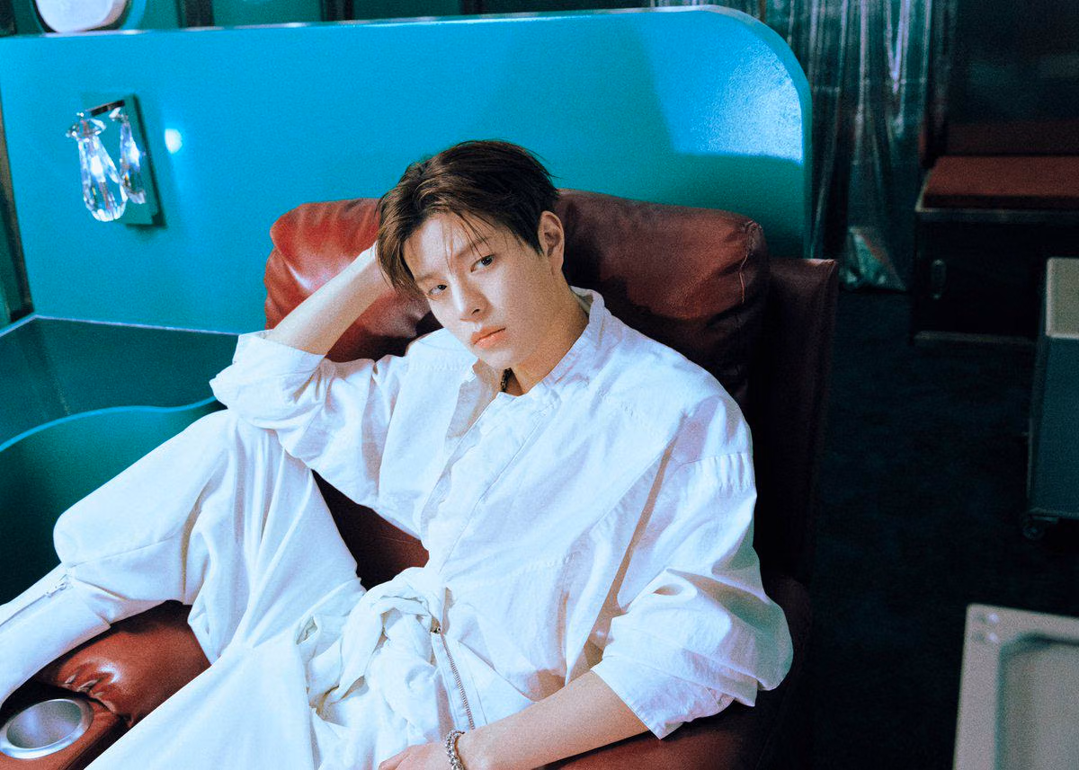 Cedera Idol K-pop: Saat Agensi Memilih Kesehatan di Atas Comeback