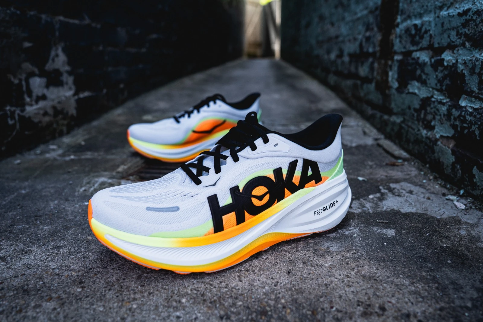 HOKA Clifton Pro dan Koleksi Lari Musiman untuk Upgrade Performa