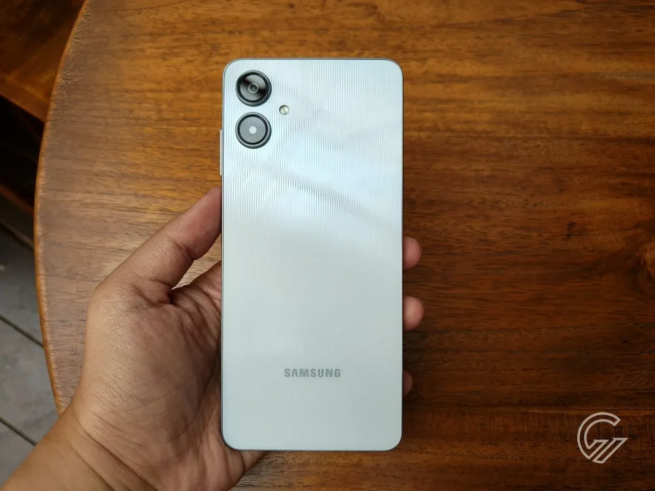 Samsung Galaxy A06 vs A16: Mana Smartphone Murah Terbaik?