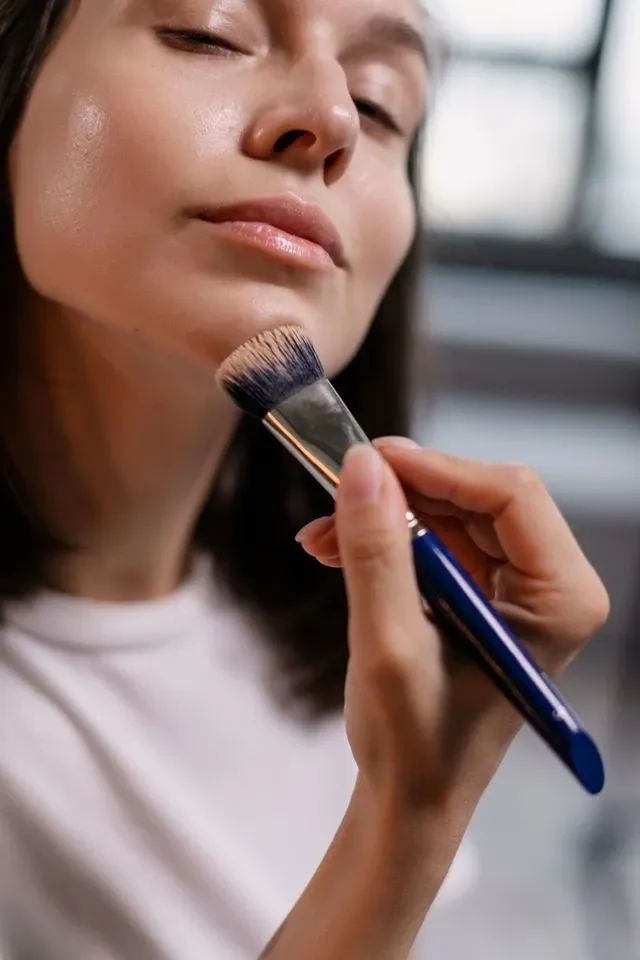 Pilih Skin Tint Sesuai Jenis Kulit untuk Hasil Natural