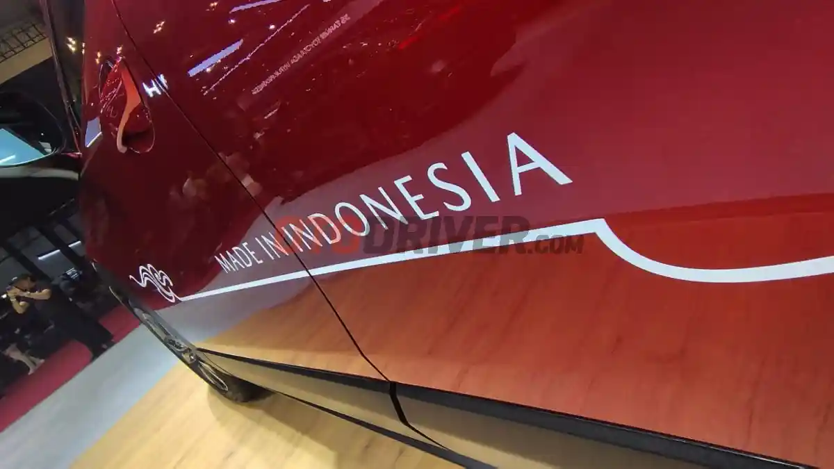 Mazda CX-30 Rakitan Lokal: SUV Kompak Manual Paling Masuk Akal