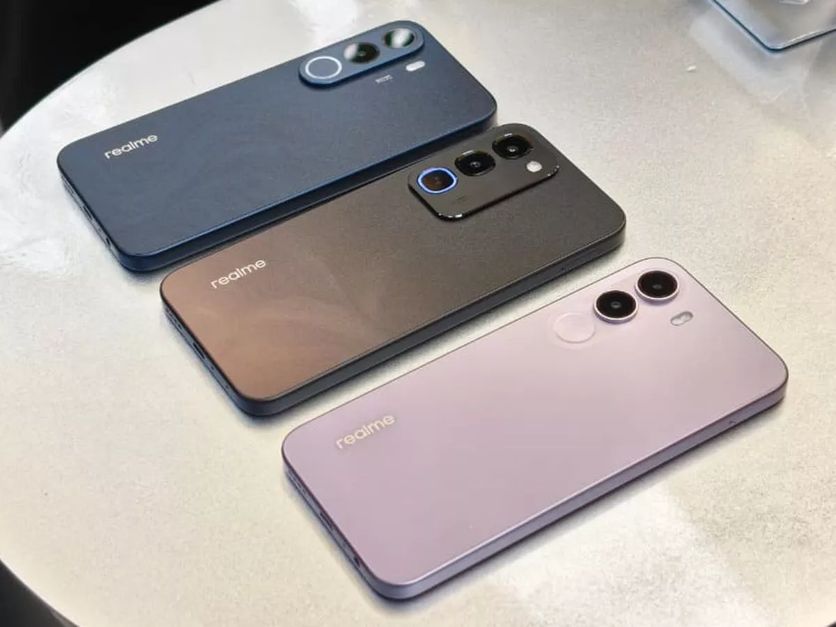 Daftar Lengkap Harga Oppo dan Realme Agustus: Pilih Mana?
