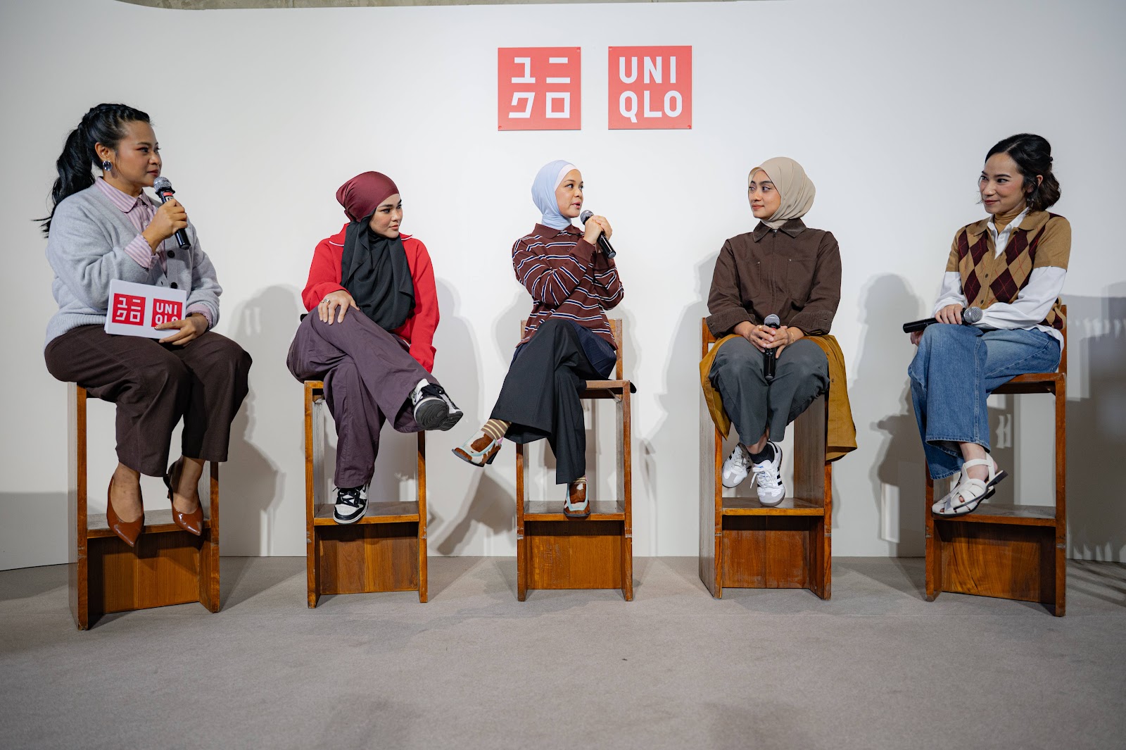 Koleksi Hijab UNIQLO untuk Wanita Multi-Peran: Pilih Material yang Tepat untuk Setiap Aktivitas