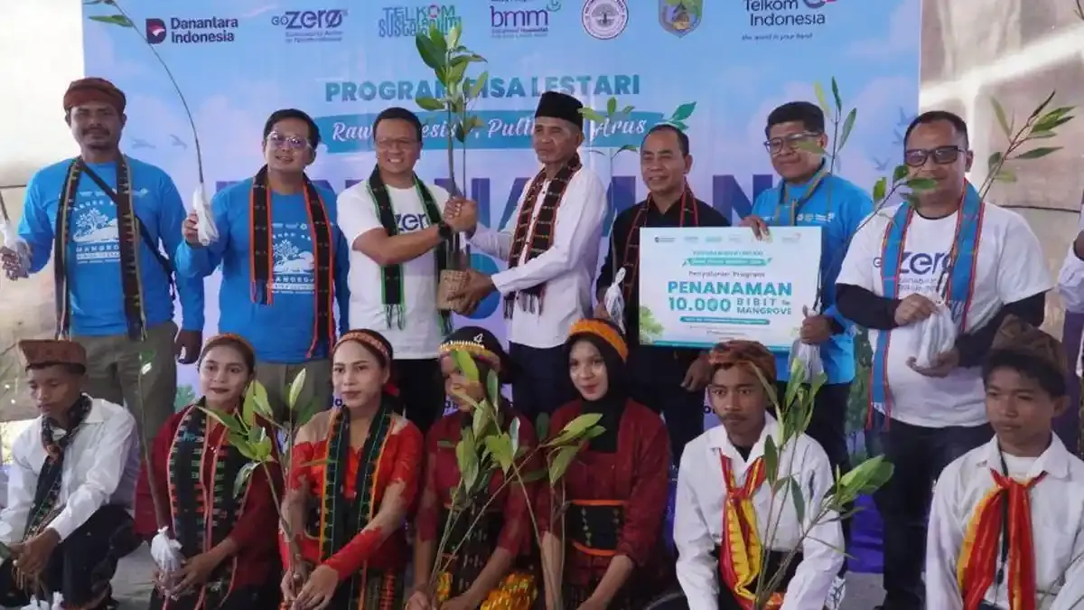 Telkom Tanam 20.000 Mangrove: Bisnis Digital yang Ikut Menjaga Laut