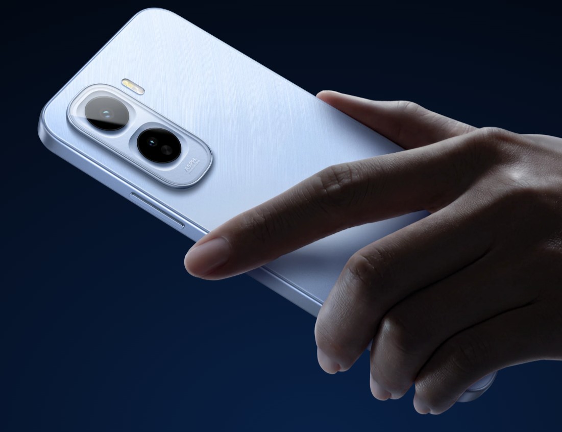 iQOO Z11: Layar AMOLED Melengkung dan Dimensity 7500 Turbo, Pilihan Terbaik di Kelas Mid-Premium