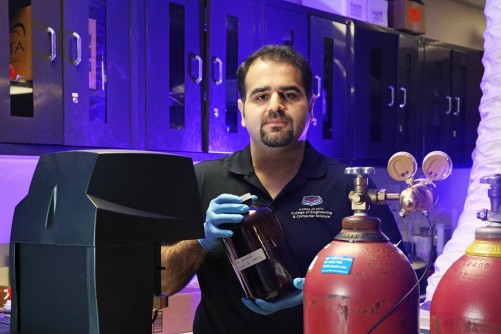 Material Revolusioner untuk Cetak 3D: Dari Elastomer hingga Adsorber Alga