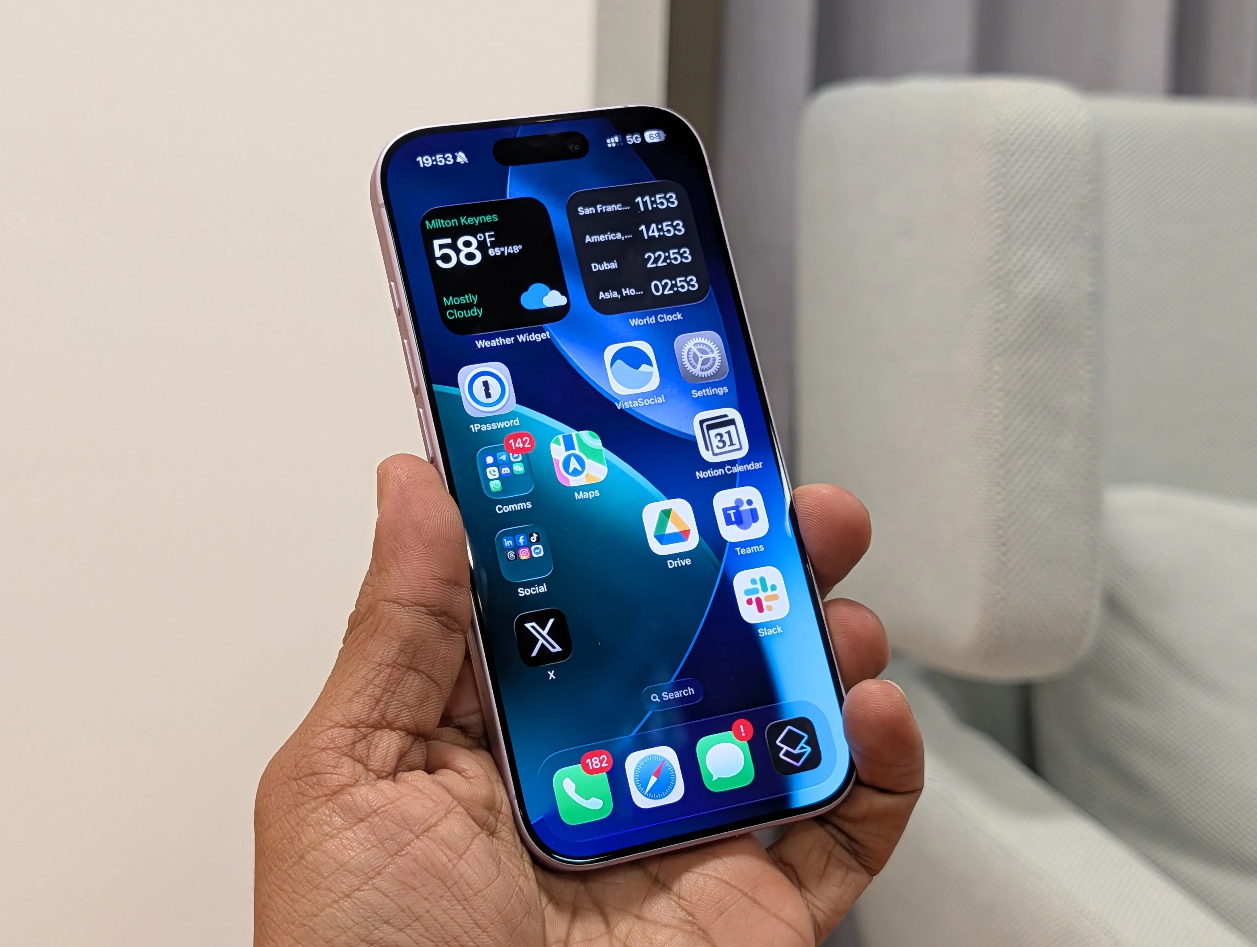 Harga iPhone 17 Naik Sebelum iPhone 18: Kapan Waktu Terbaik Membeli?