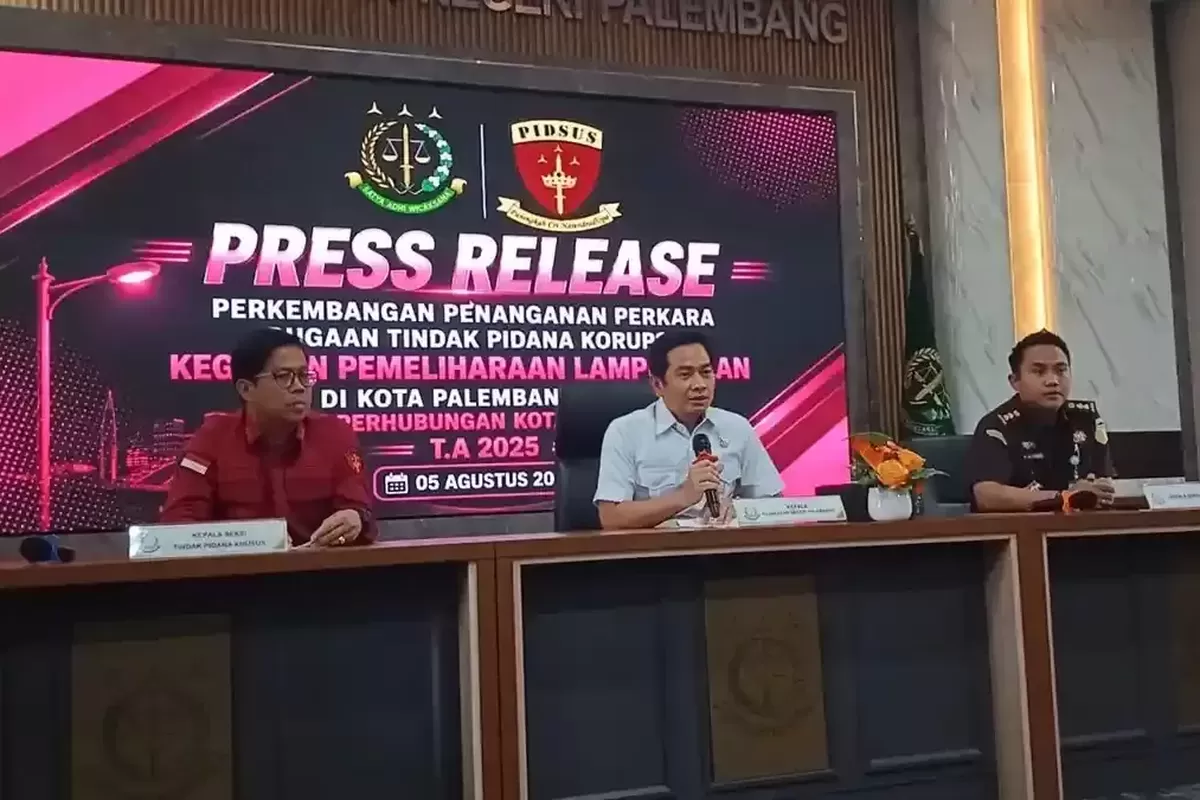 Korupsi Lampu Jalan: Kolusi Politik dan Bobolnya Pengawasan Kota