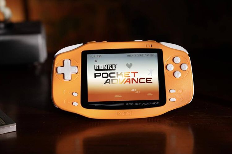 Konsol Handheld Retro Terjangkau dengan Emulasi PS2: Ayaneo vs Anbernic