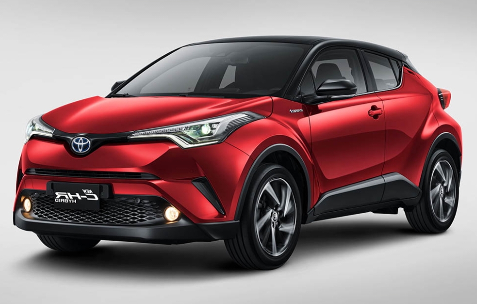 Toyota C-HR dan Corolla Hybrid-Listrik: Mana Crossover Paling Masuk Akal?