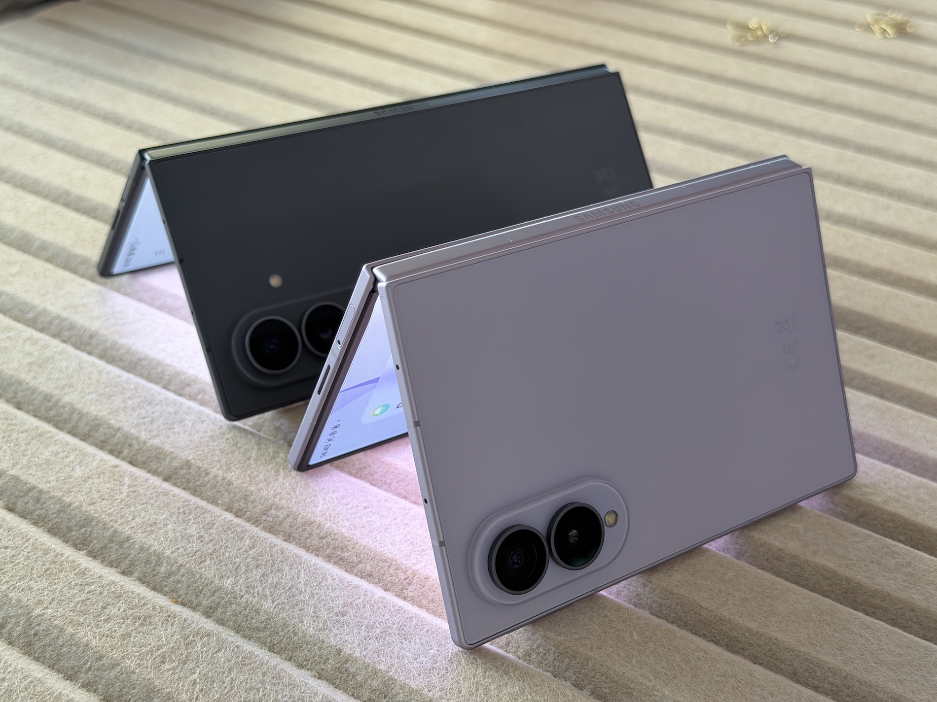 Galaxy Z Fold 8 vs Z Fold 8 Ultra: Mana yang Lebih Layak Dibeli?