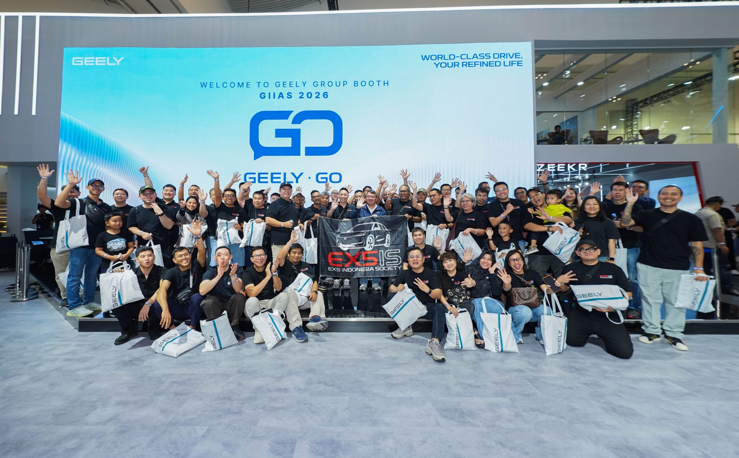 Geely EX2 Capai 10.000 Pengguna: Strategi SUV Listrik Kompak yang Menang