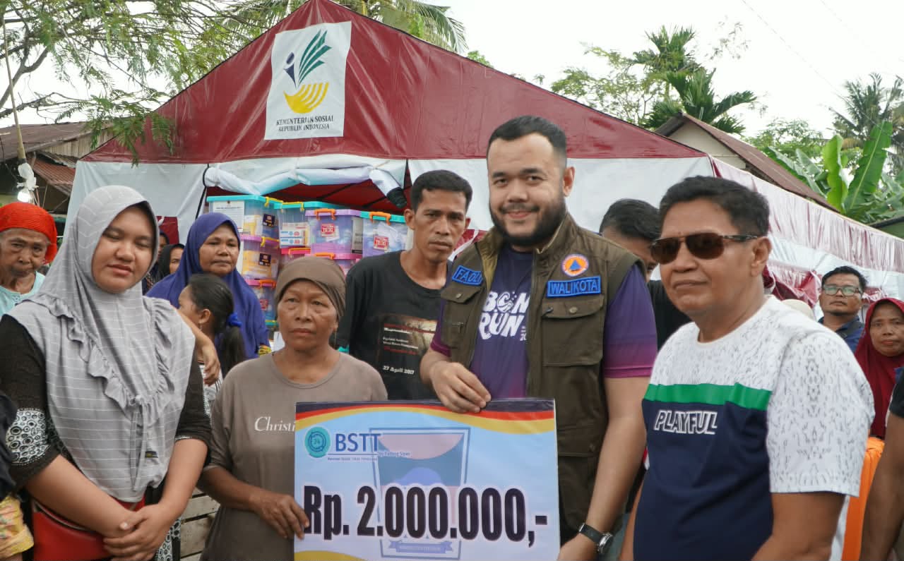 Rp8,5 Miliar Bantuan Banjir Padang: Cukupkah Menjaga Perikanan dan Pangan?