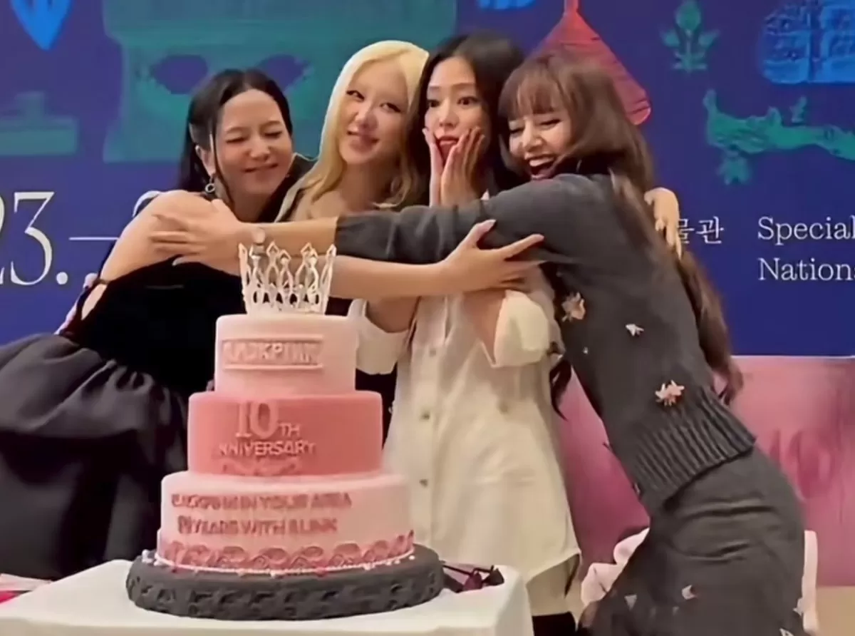 Di Balik Reuni Emosional BLACKPINK: Air Mata Jisoo dan Masa Depan Grup