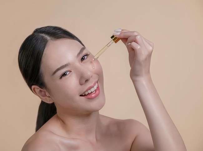 Urutan Skincare Malam yang Benar untuk Kulit Berminyak