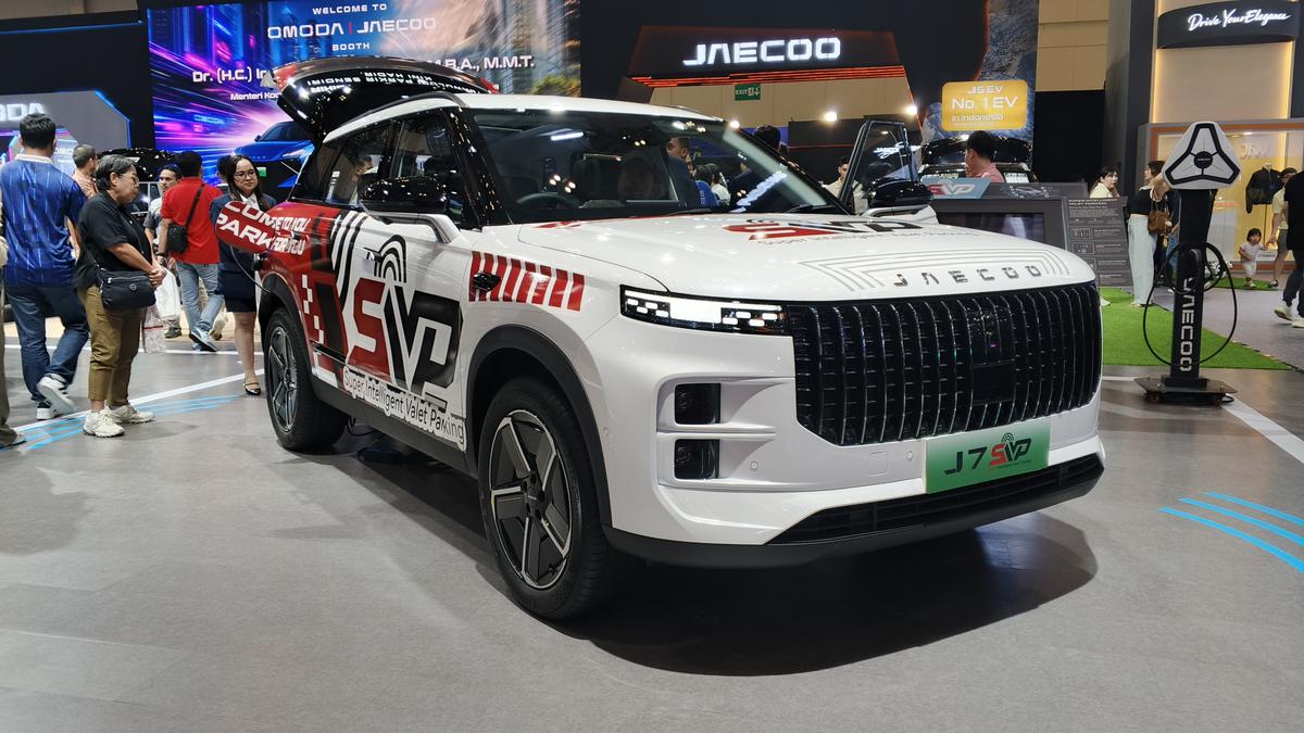 Jaecoo J7 SHS vs Jetour T2 i-DM: Pertarungan SUV PHEV Terbaru
