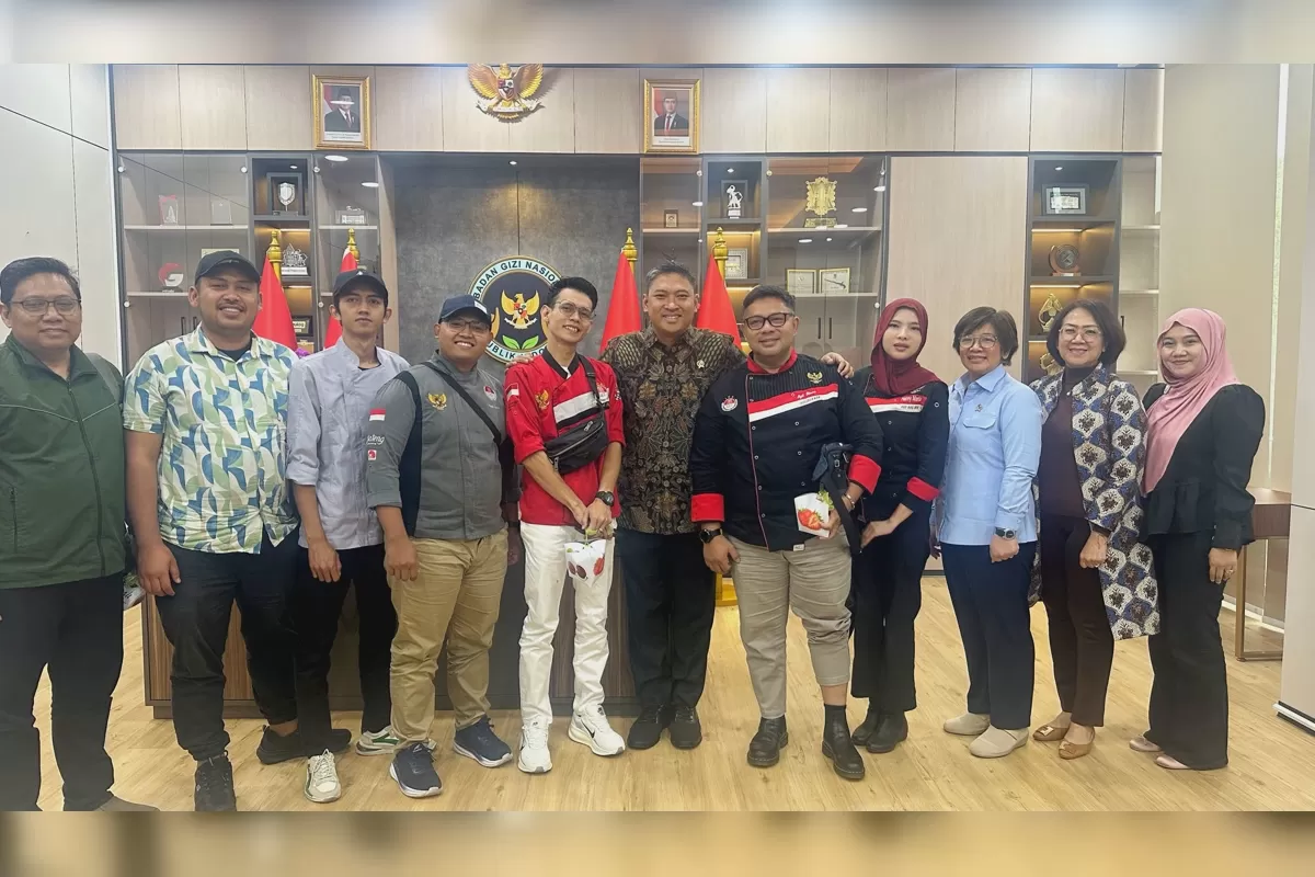 Dari RedKoki ke Dewan Pengawas: Chef yang Menggoyang Sistem Makan Bergizi Gratis