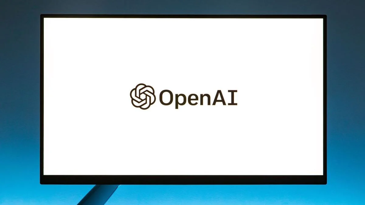 Speaker Pintar Donat OpenAI: Premium Baru di Ruang Keluarga