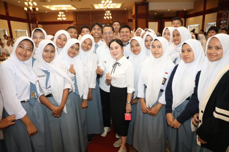 Dari Beasiswa hingga Seragam Gratis: Kota Menguji Seriusnya Komitmen pada Akses Pendidikan
