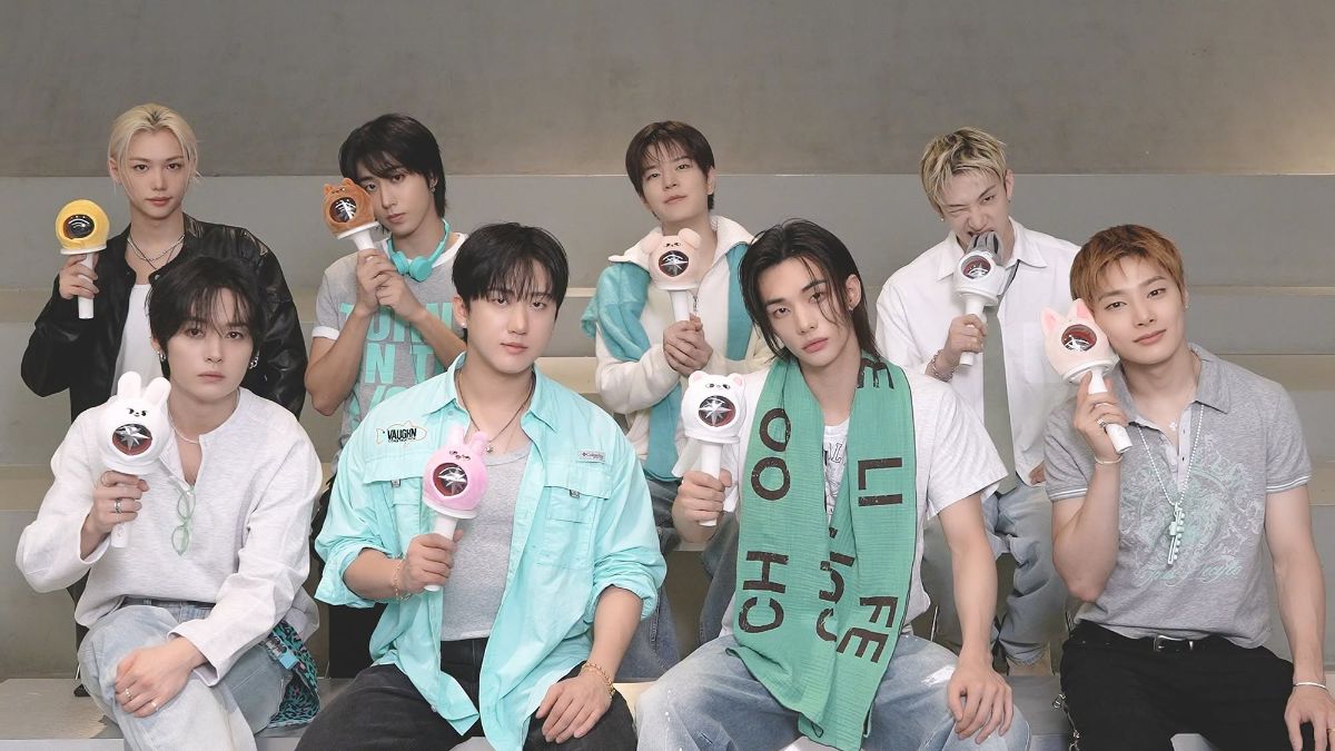 Stray Kids ‘This & That’: Eksperimen Santai yang Mengubah Arah