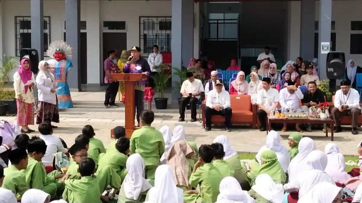 Dari Menumpang Belajar ke Gedung 6 Lantai: Lompatan Besar Infrastruktur Sekolah