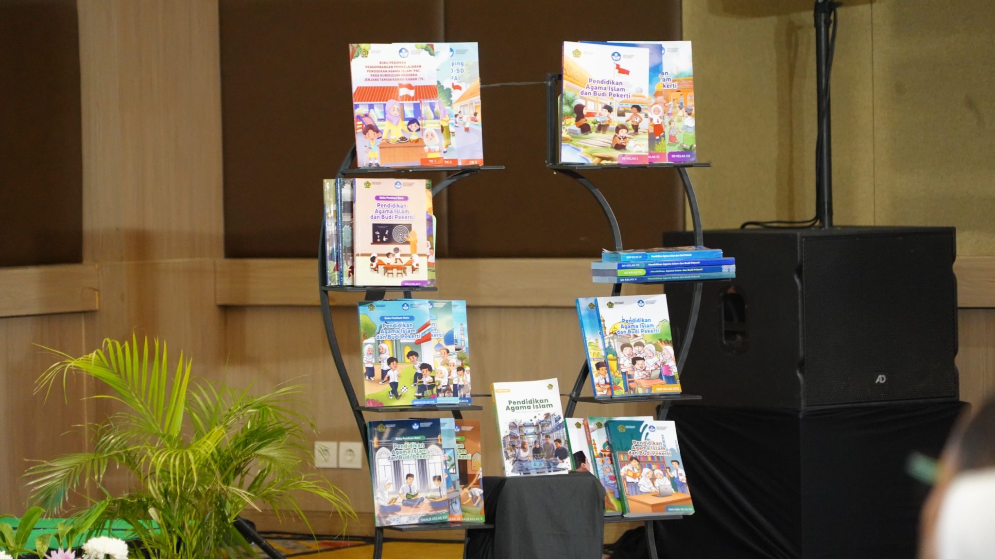 Platform Smart PAI: Cara Praktis Akses 40 Buku Digital PAI