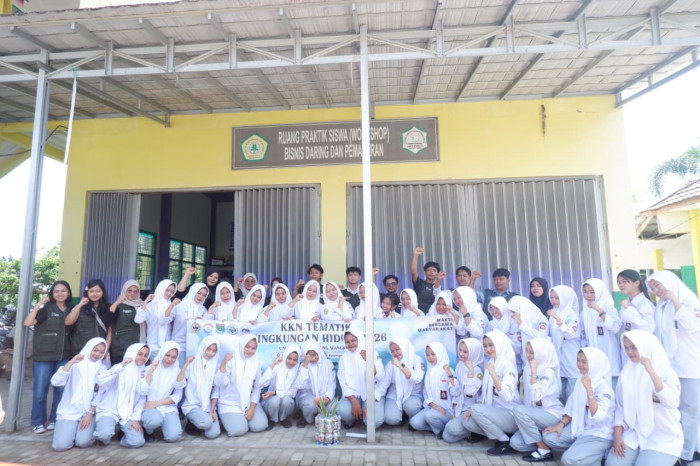 Ubah Sampah Rumah Tangga Jadi Mainan Edukatif